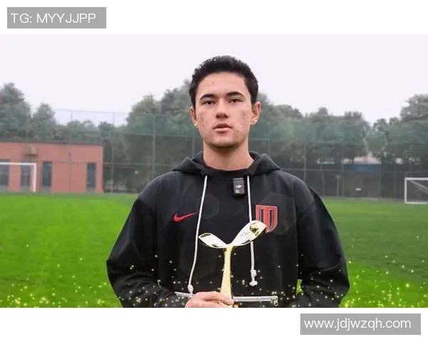 唐俊足球：探索中国足球新星的崛起与未来发展之路